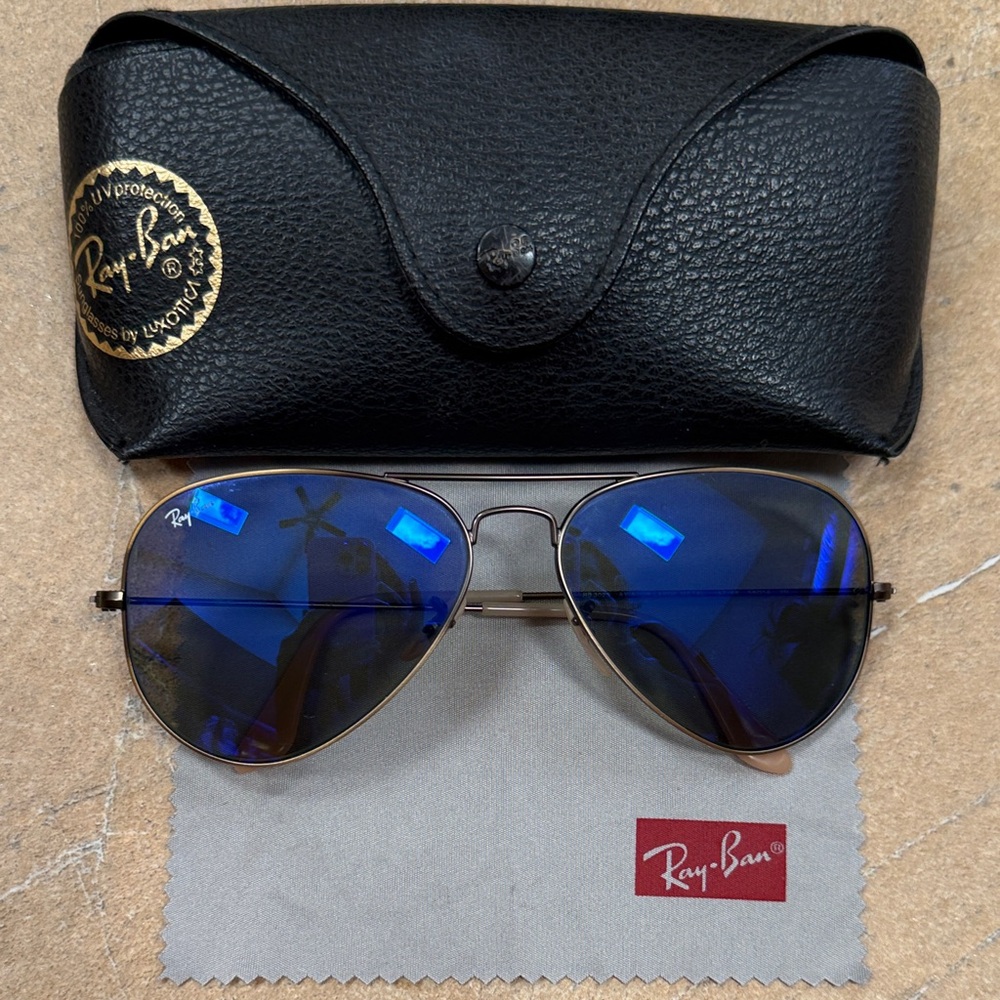 Ray-Ban Aviator with Vibrant Blue Lenses
